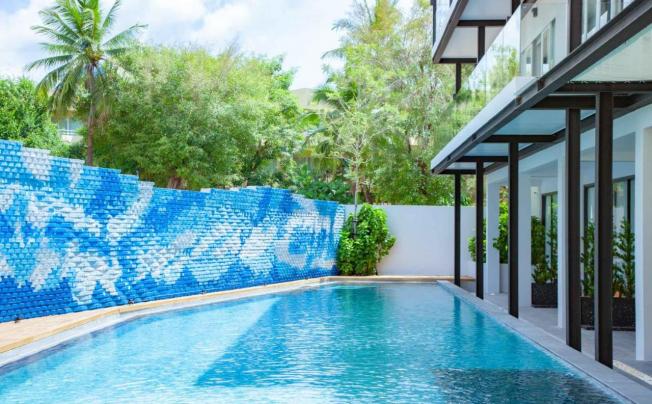 Фото отеля Anona Beachfront Phuket Resort