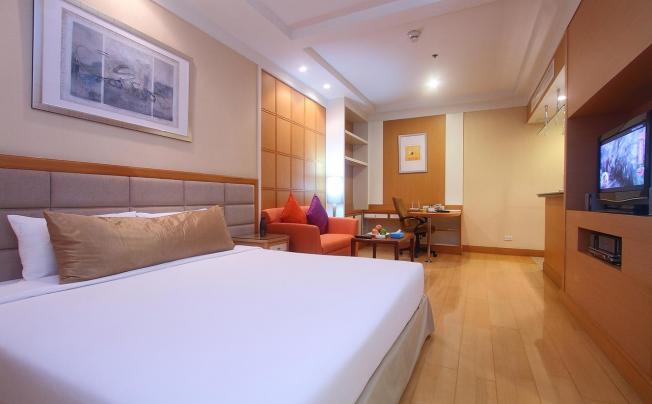 Фото отеля Jasmine Executive Suites