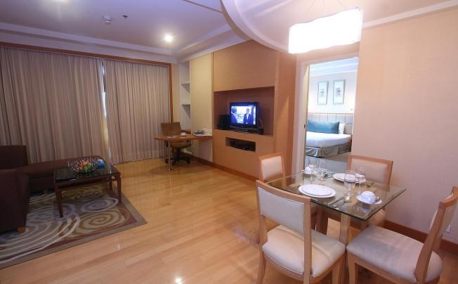Фото отеля Jasmine Executive Suites