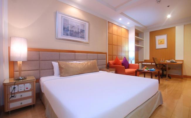 Фото отеля Jasmine Executive Suites
