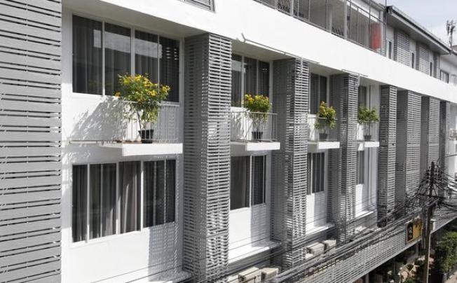 Фото отеля Ratchadamnoen Residence