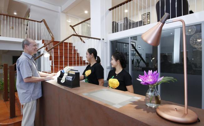 Фото отеля Ratchadamnoen Residence