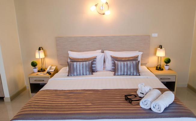 Фото отеля Thipurai City Hotel
