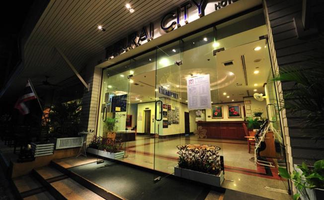 Фото отеля Thipurai City Hotel