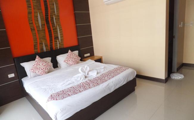 Фото отеля Dengba Hostel phuket