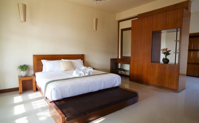 Фото отеля Nantra Coco Beach Resort