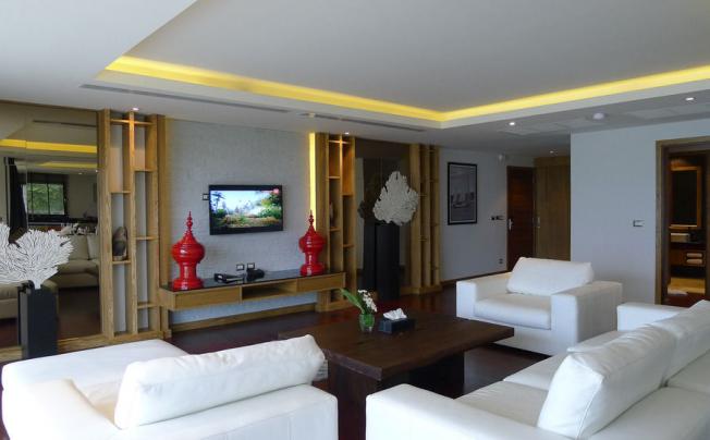 Фото отеля Nchantra Pool Suite Residence