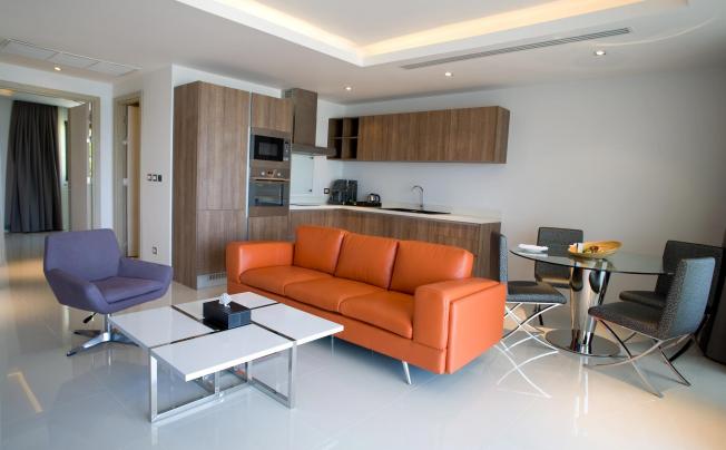 Фото отеля Nchantra Pool Suite Residence