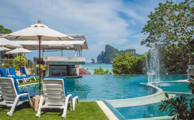 Фото отеля Phi Phi Charlie Beach Resort
