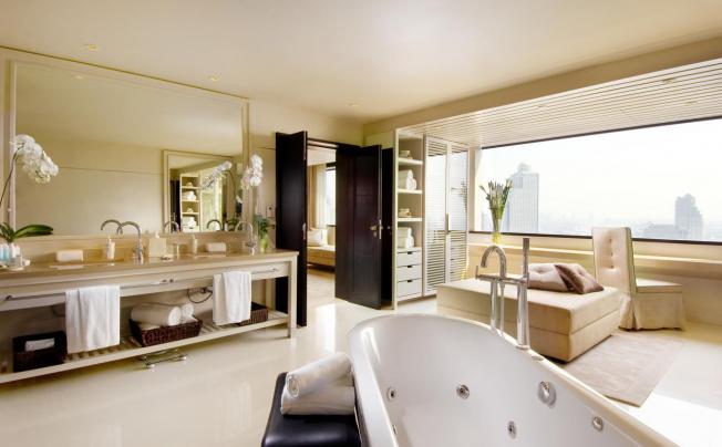 Фото отеля Millennium Hilton Bangkok