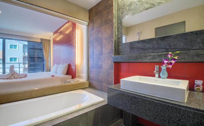 Фото отеля Alfresco Phuket Hotel