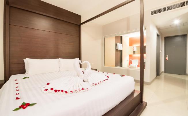 Фото отеля Alfresco Phuket Hotel