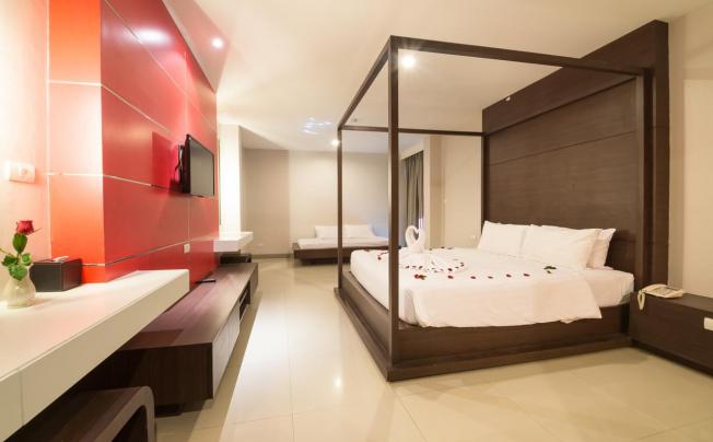 Фото отеля Alfresco Phuket Hotel
