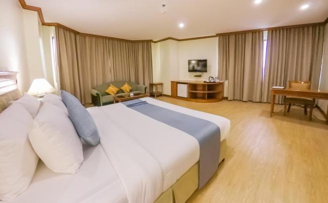 Фото отеля STAR CONVENTION HOTEL