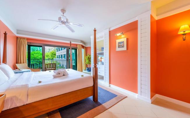 Фото отеля Andaman SeaView Hotel
