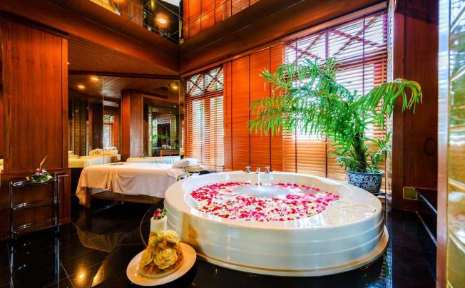 Фото отеля Andaman SeaView Hotel