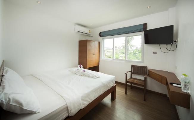 Фото отеля Maenam Bay Resort