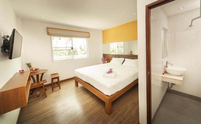 Фото отеля Maenam Bay Resort