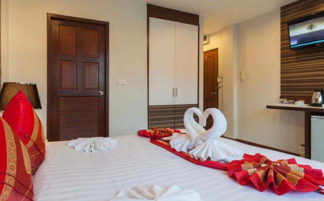 Фото отеля Patong Max Value Hotel