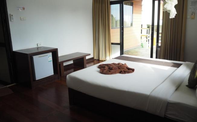 Фото отеля PHITHAROM PHI PHI RESORT