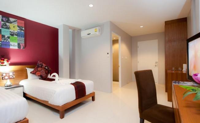 Фото отеля Rama Kata Beach Hotel