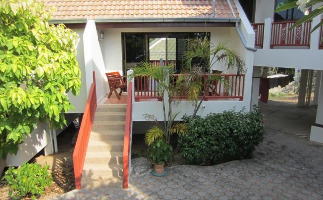 Фото отеля Viewpoint Residence