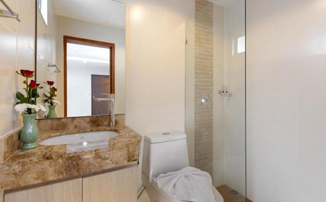 Фото отеля Patong Bay Residence
