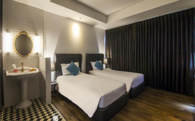 Фото отеля First House hotel Bangkok