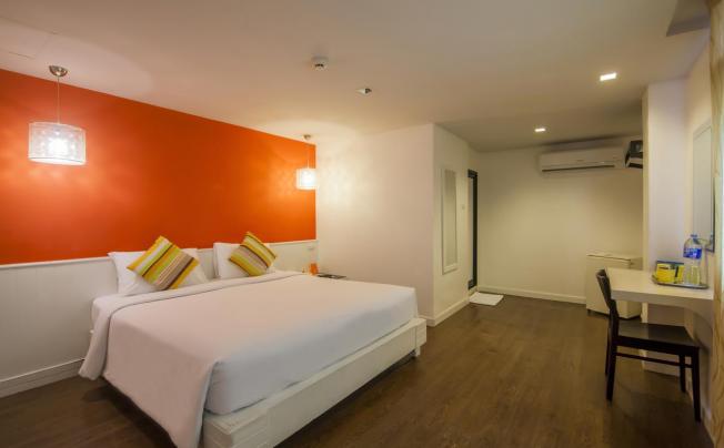 Фото отеля First House hotel Bangkok