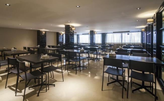 Фото отеля First House hotel Bangkok