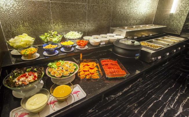 Фото отеля First House hotel Bangkok