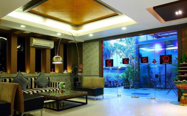 Фото отеля 7Q Patong Beach Hotel