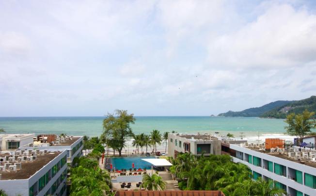 Фото отеля 7Q Patong Beach Hotel