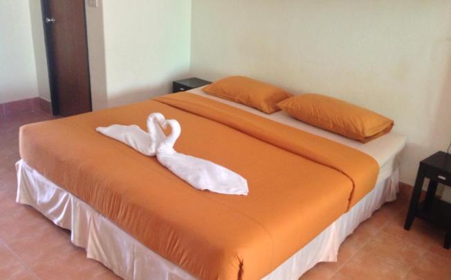 Фото отеля Nin Apartments Karon Beach