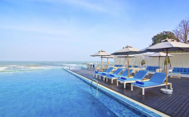 Фото отеля Rock Hua Hin Beach Resort