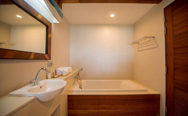 Фото отеля TUP KAEK SUNSET BEACH RESORT & SPA 