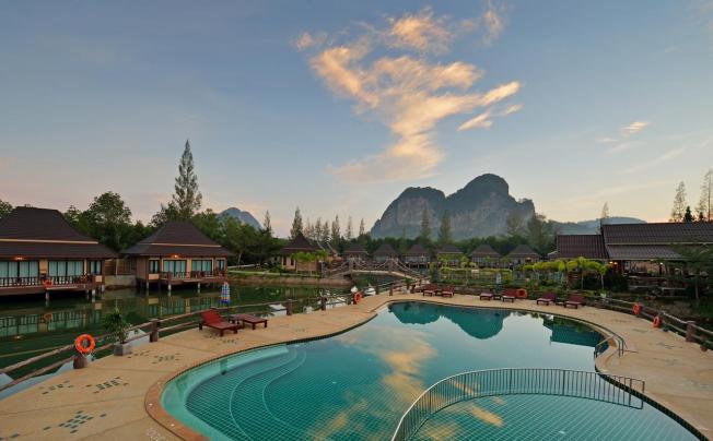 Фото отеля POONSIRI RESORT 