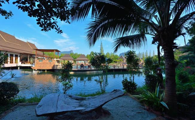 Фото отеля POONSIRI RESORT 