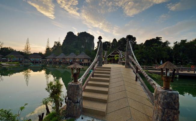 Фото отеля POONSIRI RESORT 