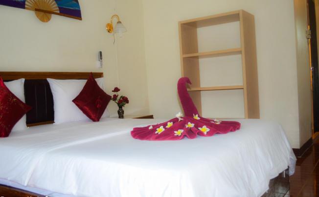 Фото отеля BONNY HOTEL