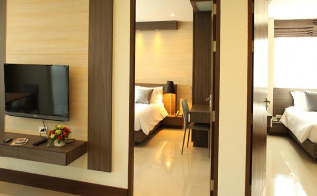 Фото отеля Crystal Suites