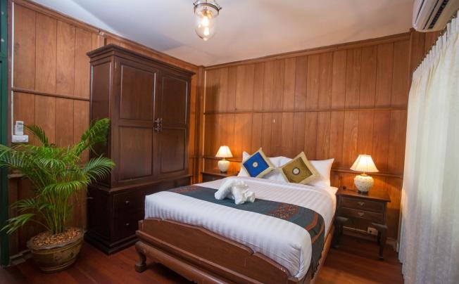 Фото отеля Baan Khun Nang Colonial Residence