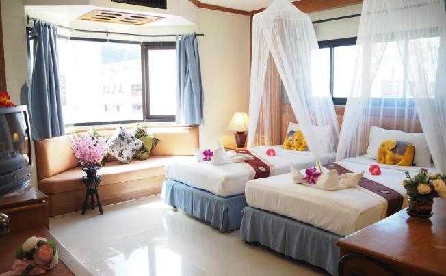 Фото отеля Your Place Inn