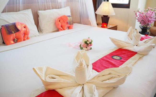 Фото отеля Your Place Inn