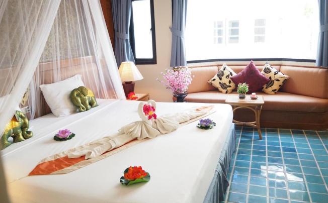 Фото отеля Your Place Inn