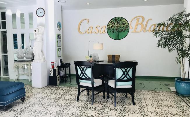Фото отеля CASA BLANCA BOUTIQUE HOTEL