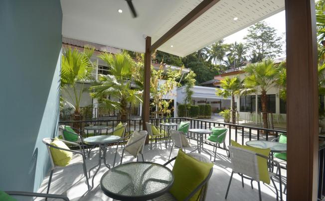 Фото отеля Ao Nang Seafront Thai Resort