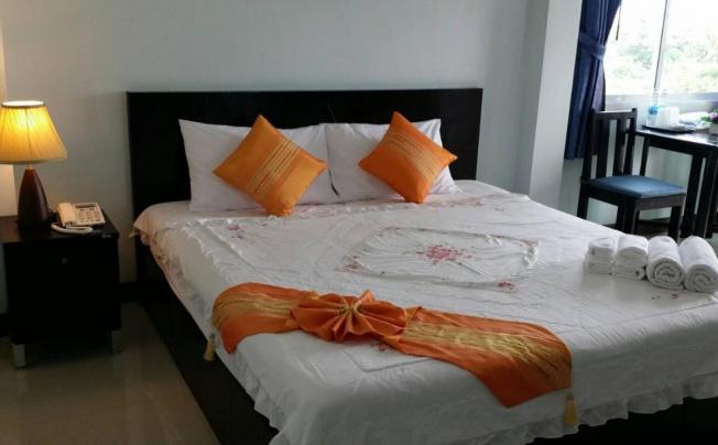 Фото отеля Raya Rawai Place