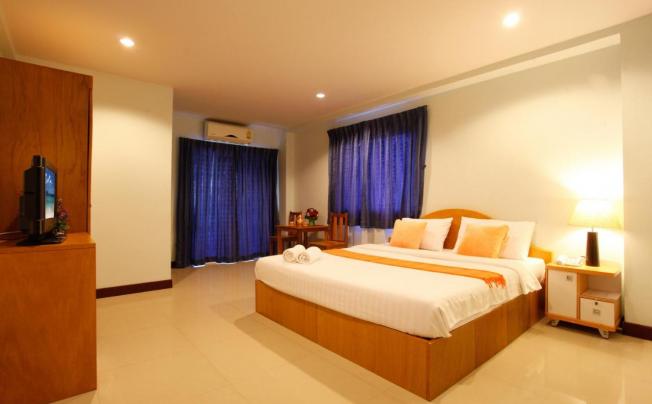 Фото отеля Raya Rawai Place