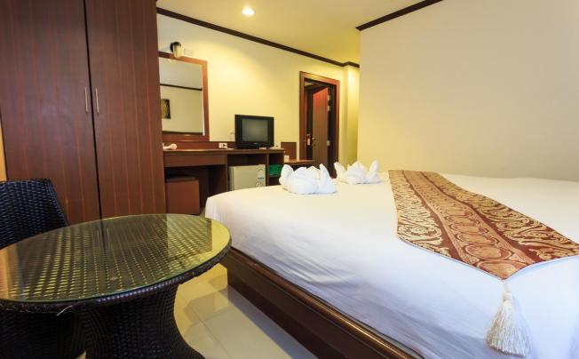 Фото отеля Sharaya Residence Patong